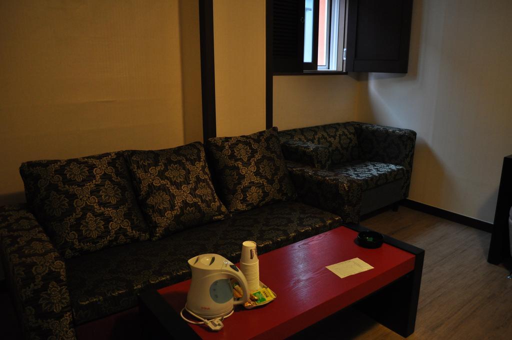 Goodstay Woosin Hotel Jeonju Oda fotoğraf