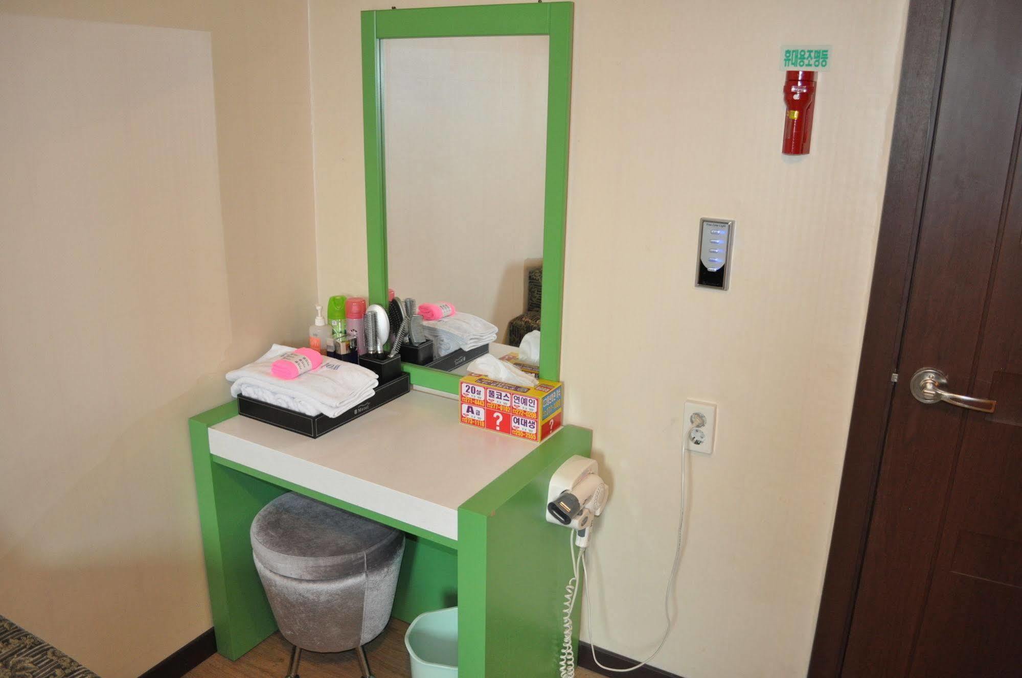 Goodstay Woosin Hotel Jeonju Dış mekan fotoğraf