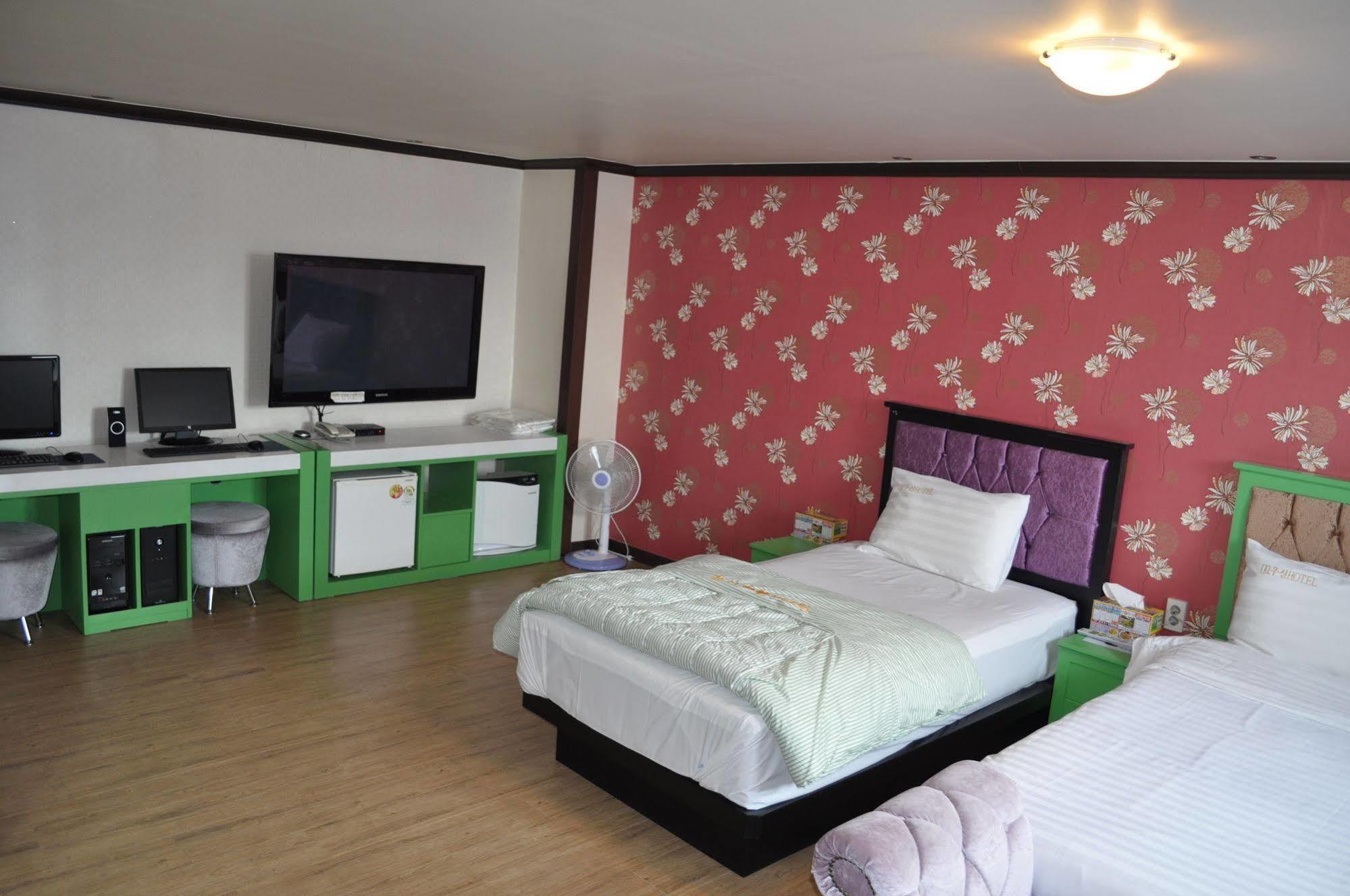 Goodstay Woosin Hotel Jeonju Dış mekan fotoğraf